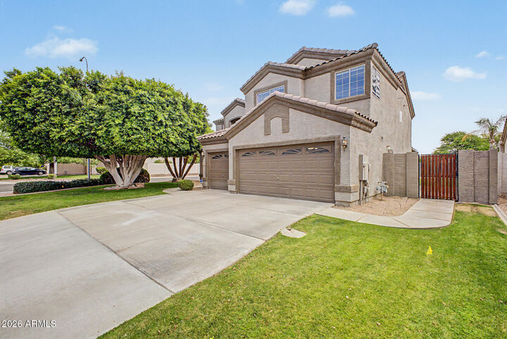 Property Photo:  1095 W Mulberry Drive  AZ 85286 