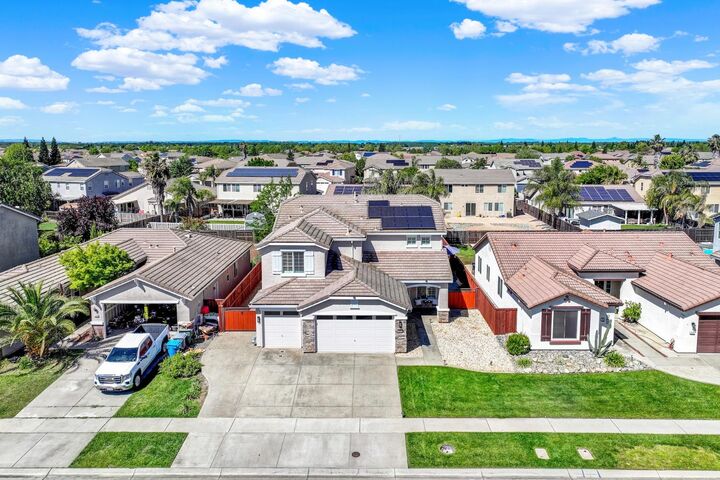 Property Photo:  1968 Branding Iron Way  CA 95961 