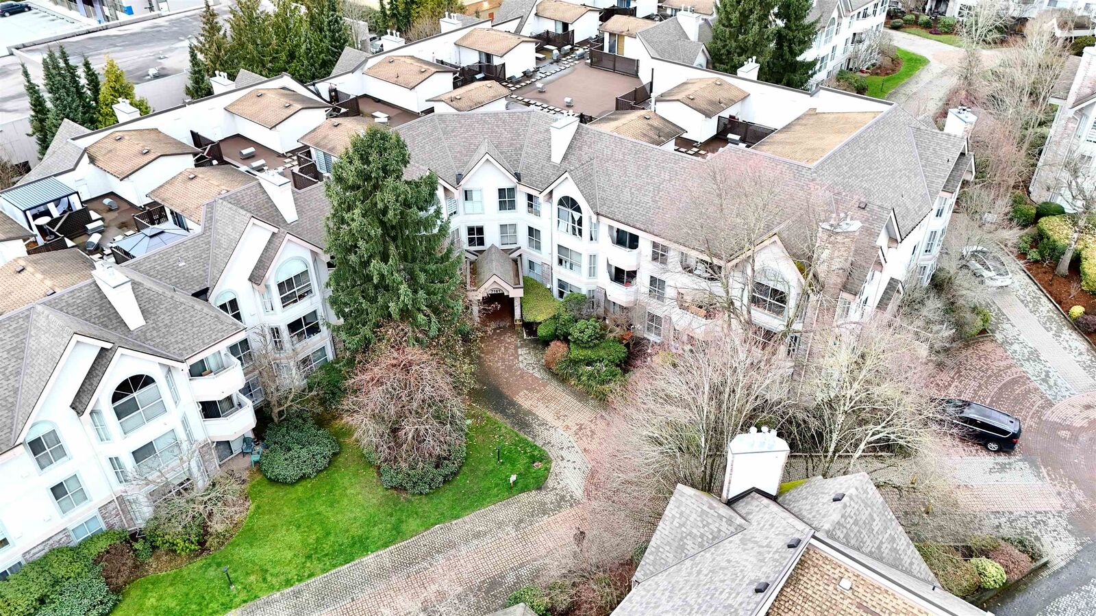 Property Photo: 7161 121 Street 222 BC V3W 1G8