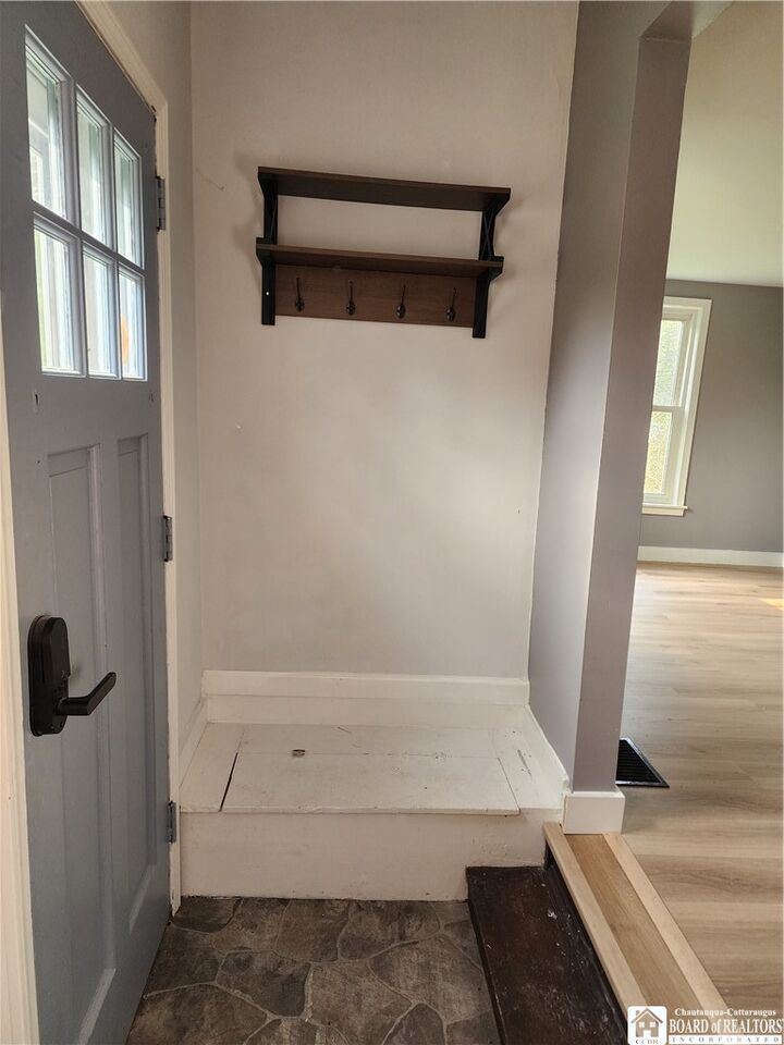 Property Photo:  121 Winona Road  NY 14059 