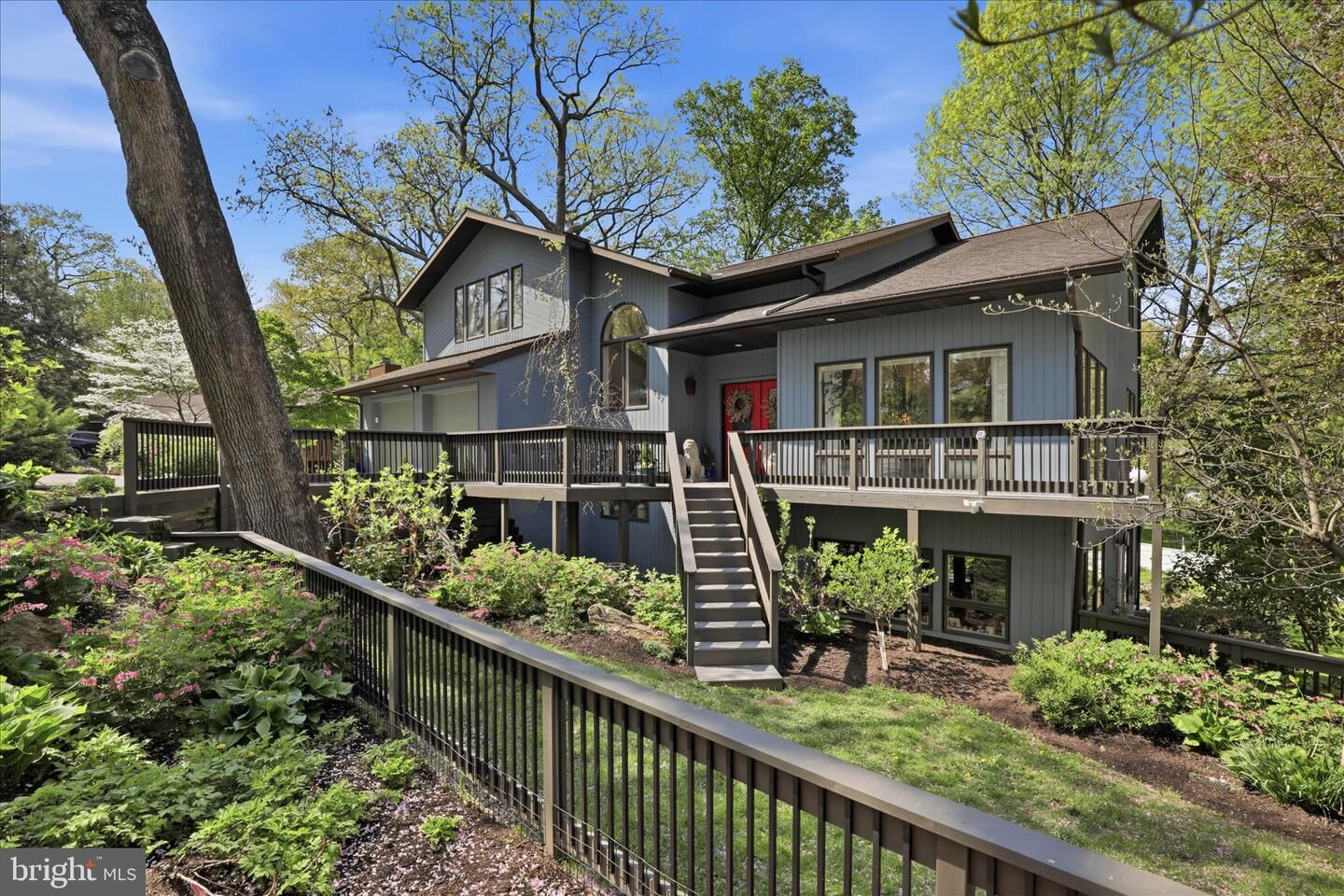 Property Photo:  137 E Woods Drive  PA 17543 