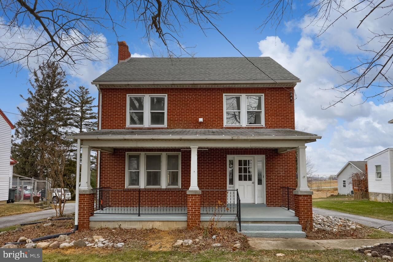 Property Photo:  2017 Old Philadelphia Pike  PA 17576 