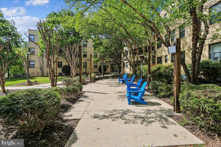 Property Photo:  212 Oakwood Street 212 SE 113  DC 20032 