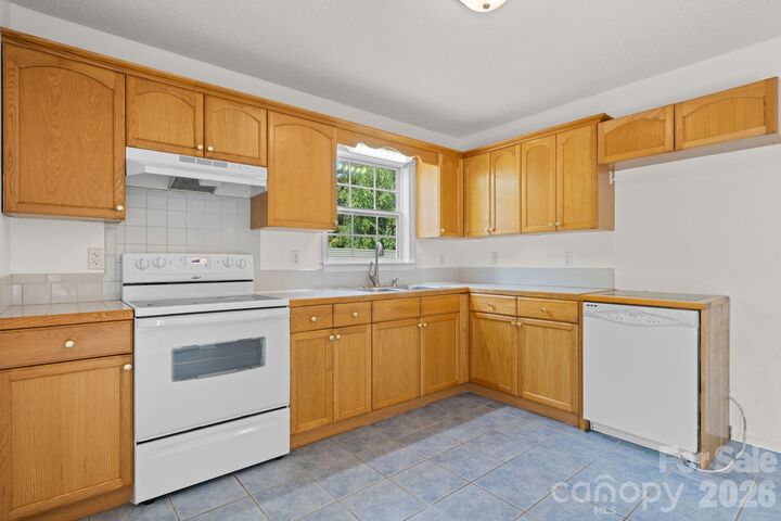 Property Photo:  103 1st Avenue NW  NC 28637 