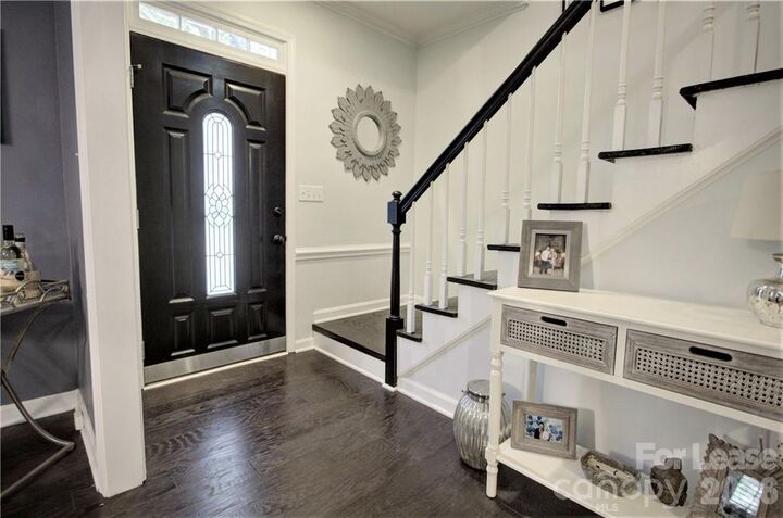 Property Photo:  3806 Bridgewood Lane  NC 28226 