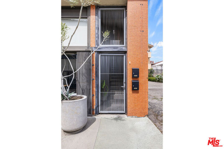 Property Photo:  977 Chung King Rd  CA 90012 