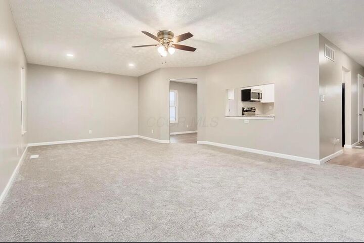 Property Photo:  5683 Morningstar Drive  OH 43119 