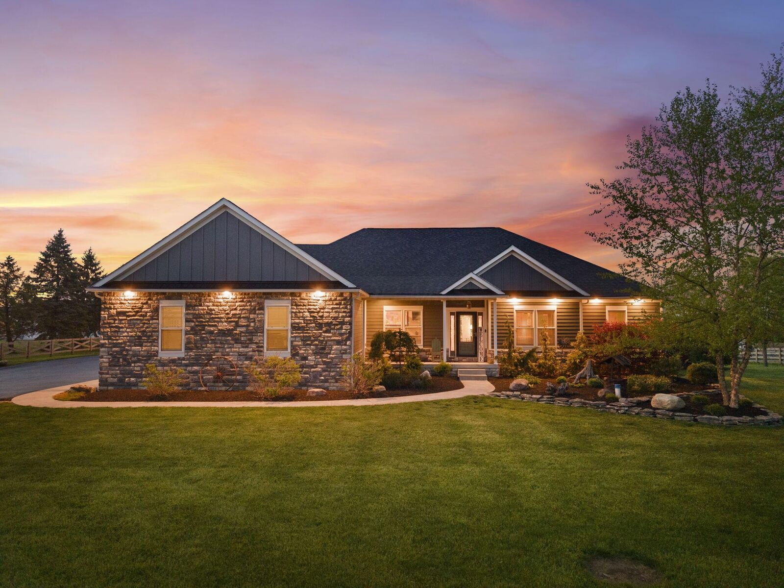 Property Photo:  10140 Reussner SW Road  OH 43062 
