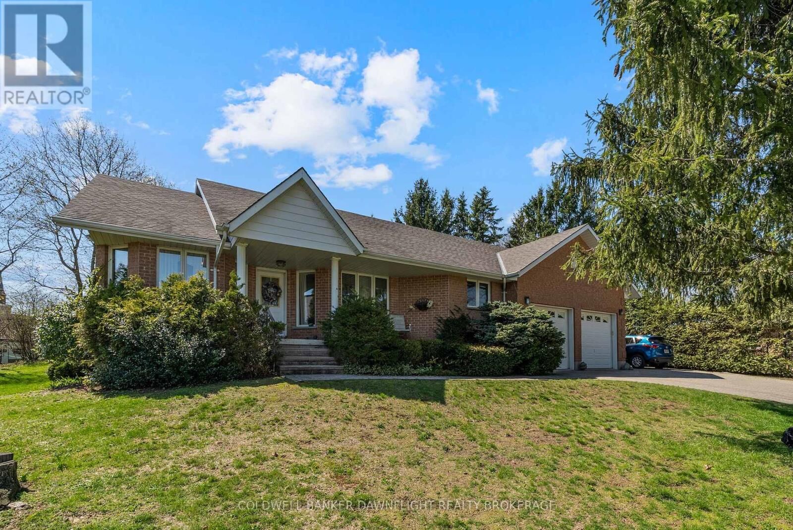 Photo de la propriété:  6 Durand Court  ON N0M 2T0 