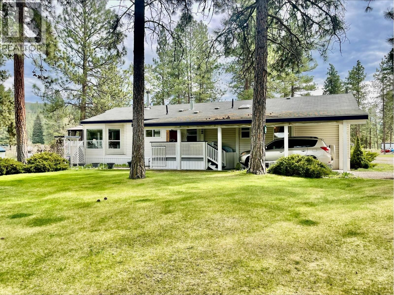 Property Photo: 459 Huey Road 11 BC V0X 1W0
