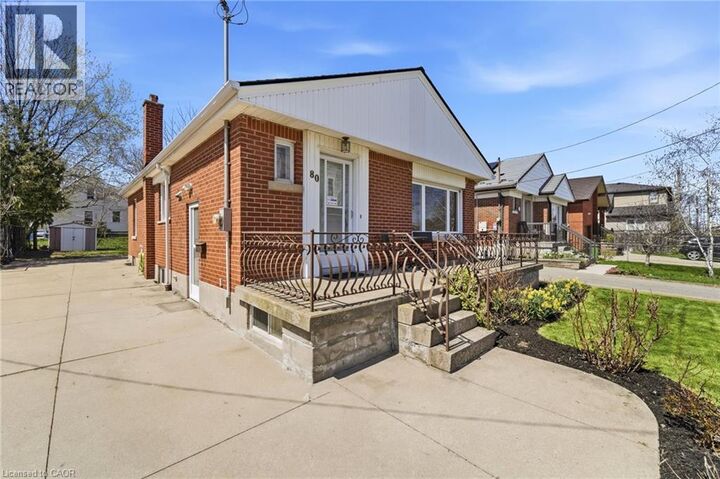 Property Photo:  80 Malta Drive  ON L8K 4S8 