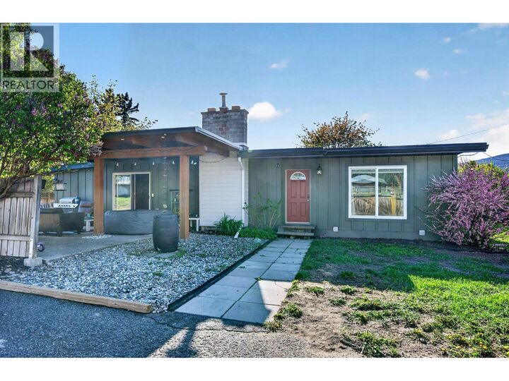 583 Lister Road — photo 1