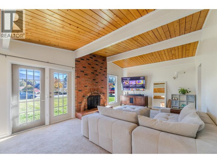 Property Photo: 5206 Nixon Road BC V0H 1Z9