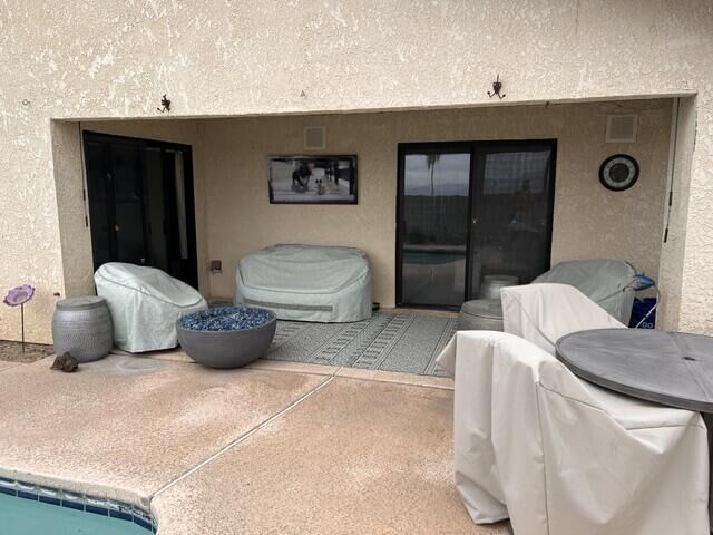 Property Photo:  29040 Avenida La Vista  CA 92234 