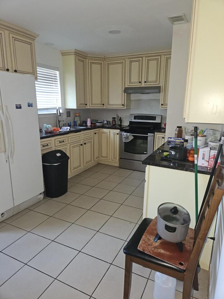 Property Photo:  479 Aleta Avenue  FL 32569 