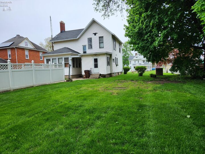 Property Photo:  285 Southwest Street  OH 44811 