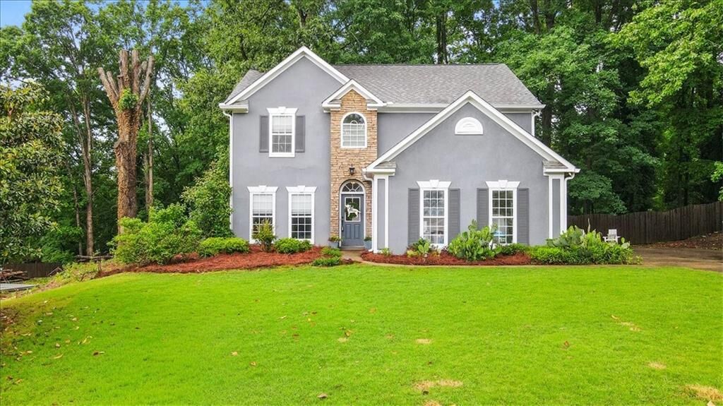Property Photo:  1630 Redbud Way  GA 30041 