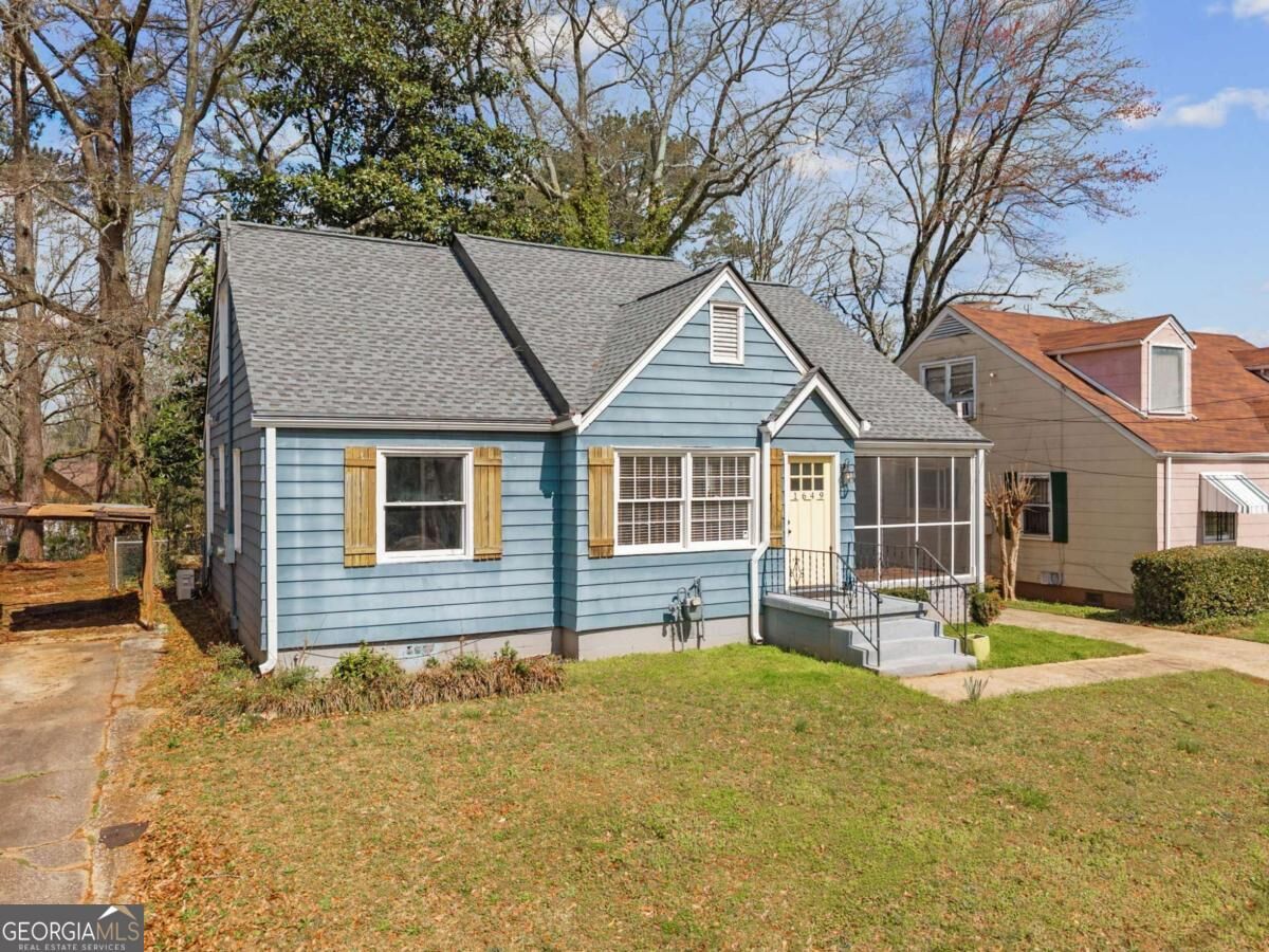 Property Photo:  1649 Beecher Street SW  GA 30310 