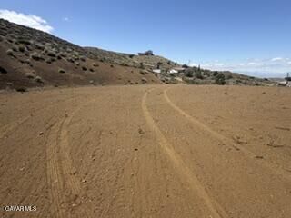 Property Photo:  850 Shaner Road  CA 93551 