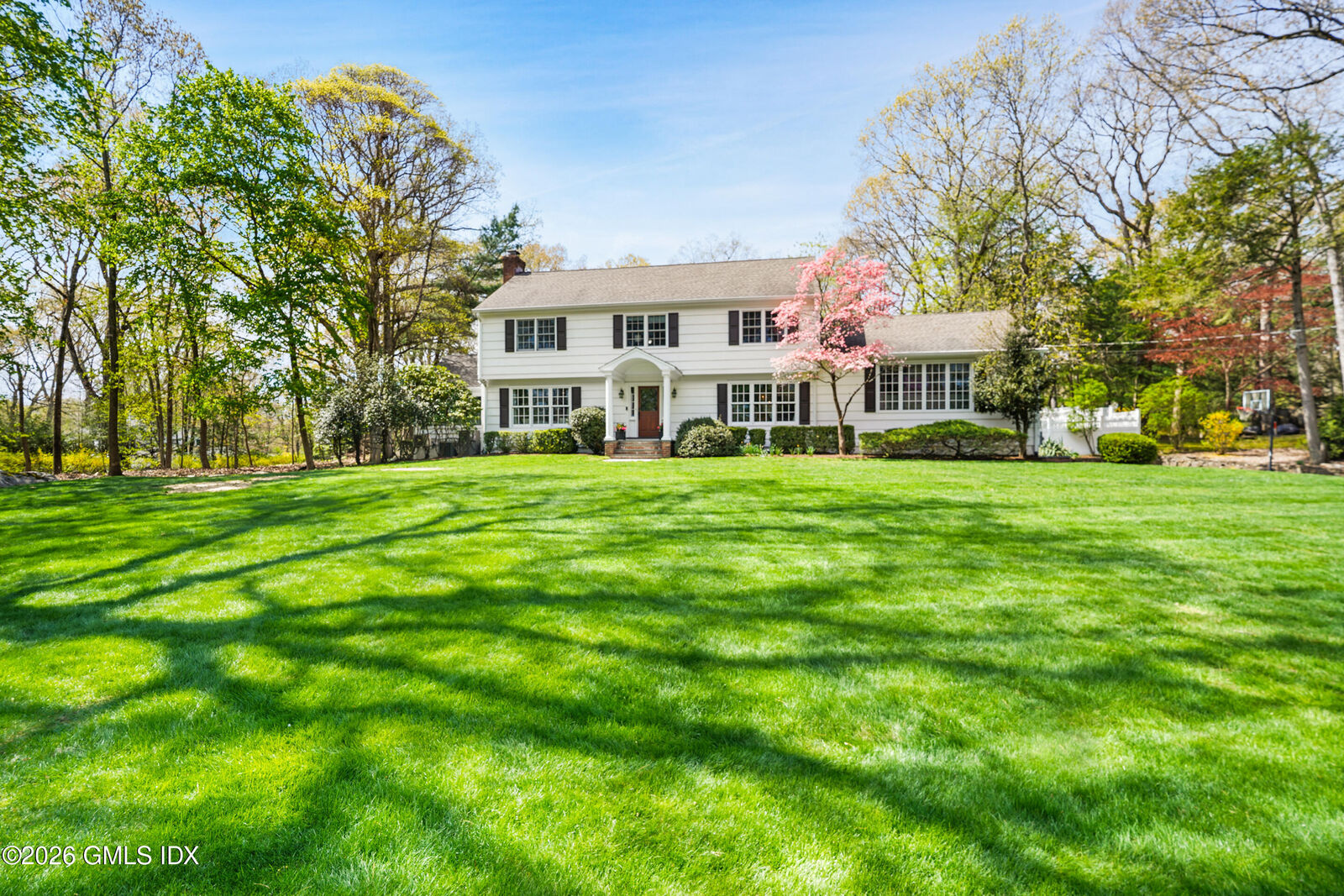 Property Photo:  2 Daffodil Lane  CT 06807 