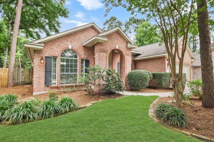 Property Photo:  3 S Misty Canyon Place  TX 77385 