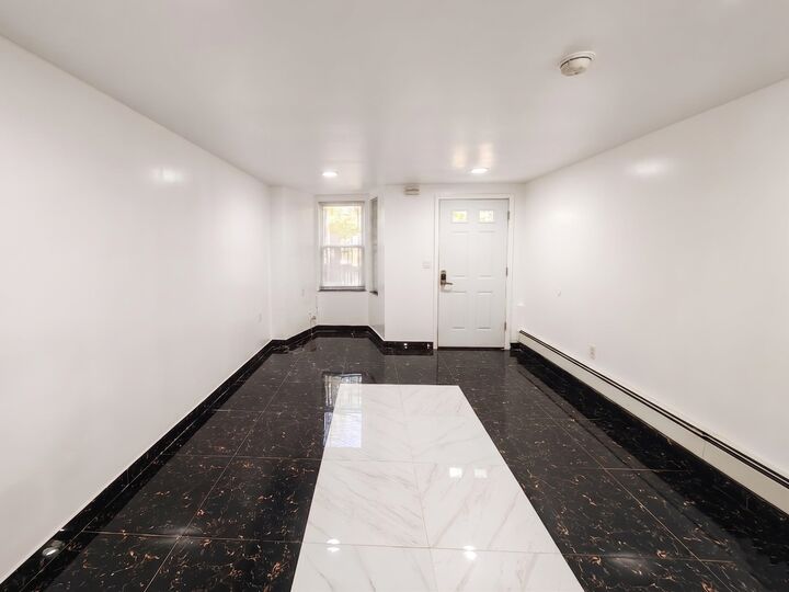 Property Photo:  22 Jones St 1  NJ 07306-3103 