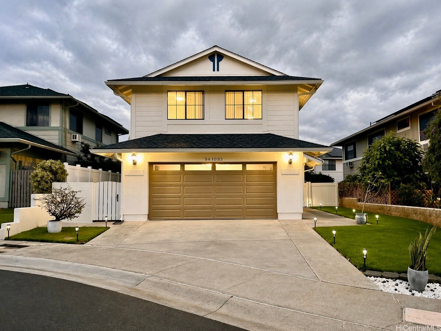 Property Photo:  94-1093 Kuhao Street  HI 96797 