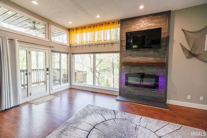Property Photo:  9405 S Pointe Lasalles Drive  IN 47401 