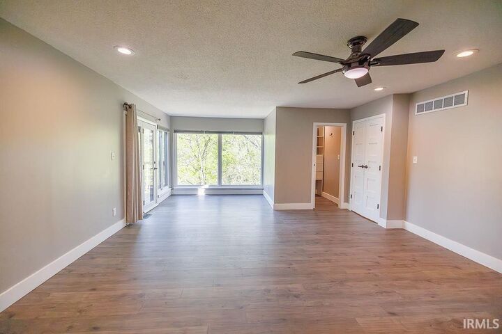 Property Photo:  9405 S Pointe Lasalles Drive  IN 47401 