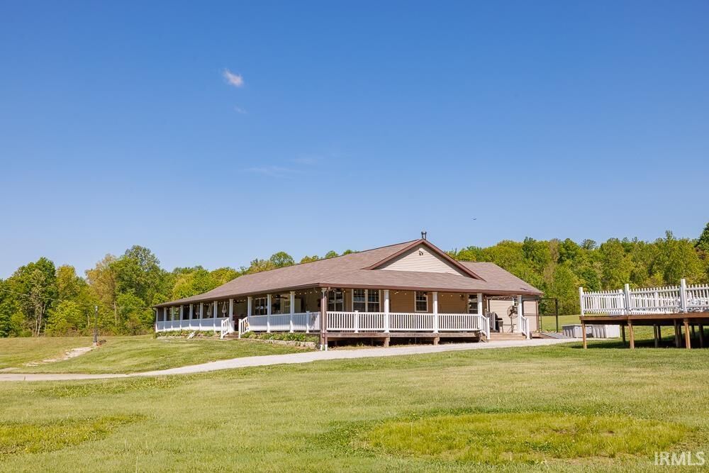 Property Photo:  2879 E Calvertville Road  IN 47424 