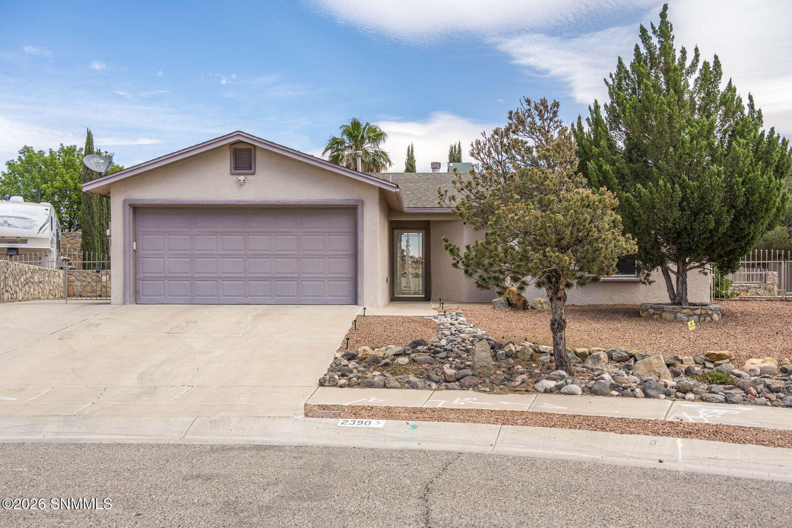 Property Photo: 2390 Barclay Court NM 88001