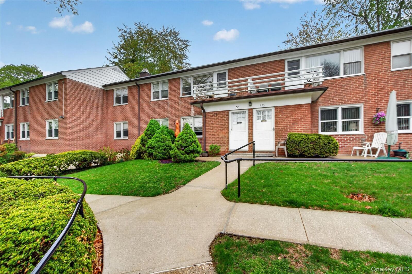 Property Photo: 221 Buckhout Street 221 NY 10533