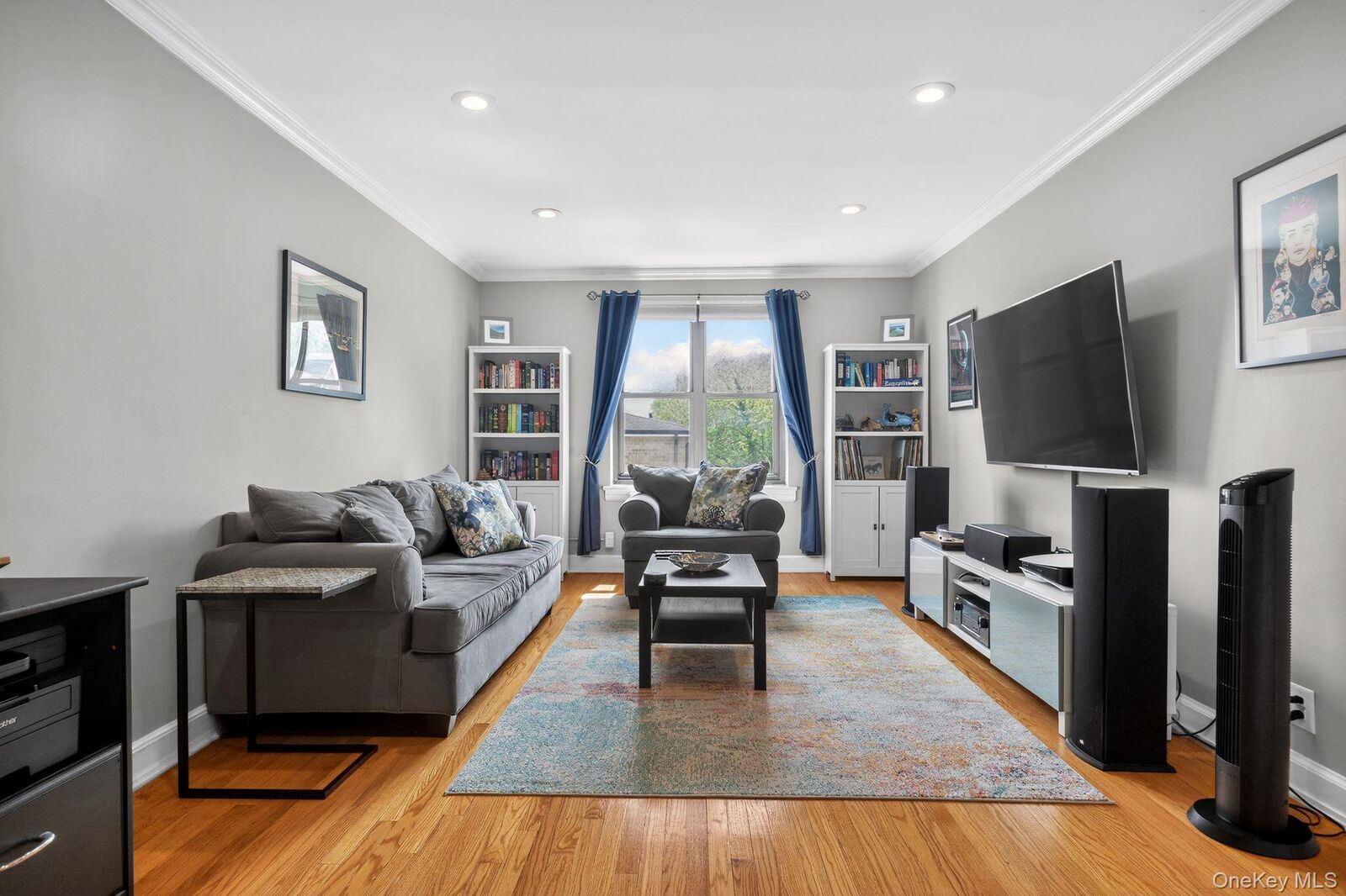 Property Photo:  240 Alpine Place 4D  NY 10707 