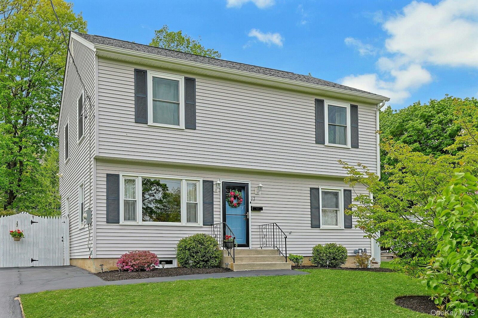 Property Photo:  17 N Park Avenue  NY 10954 