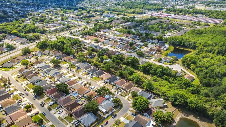 Property Photo:  2800 S Goldenrod Road  FL 32822 