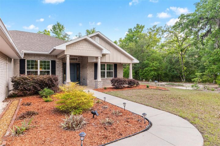 Property Photo:  8179 NE 8th Place  FL 32643 