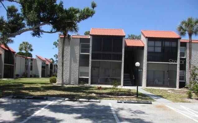 Property Photo: 3241 Beneva Road 103 FL 34232