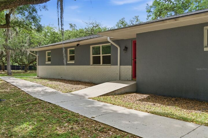 Property Photo: 176 Lake Eva Drive FL 32766