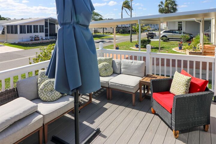 Property Photo:  2100 Kings Highway 662  FL 33980 