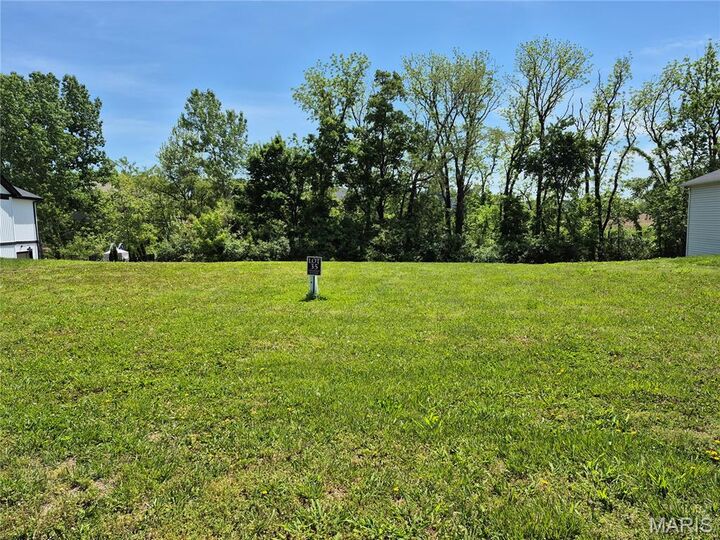 Property Photo: 1004 Oak Creek Lane IL 62298