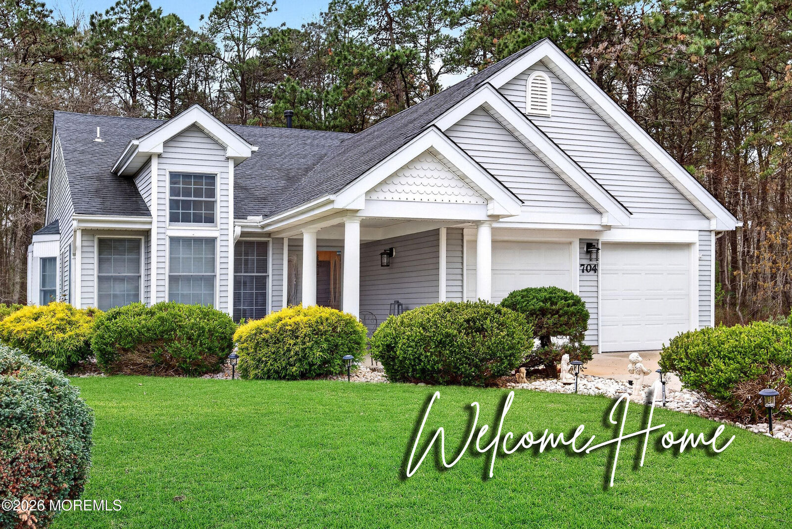 Property Photo:  704 Flint Court  NJ 08759 
