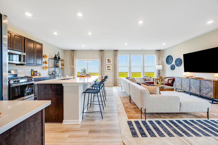 Property Photo:  1548 Marlo Lane  IL 60177 