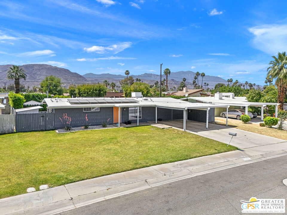 Property Photo:  74069 Velardo Drive  CA 92260 