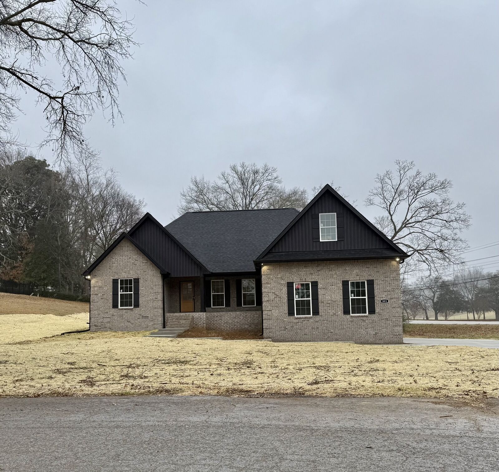 Property Photo:  803 Manor Dr  TN 37334 