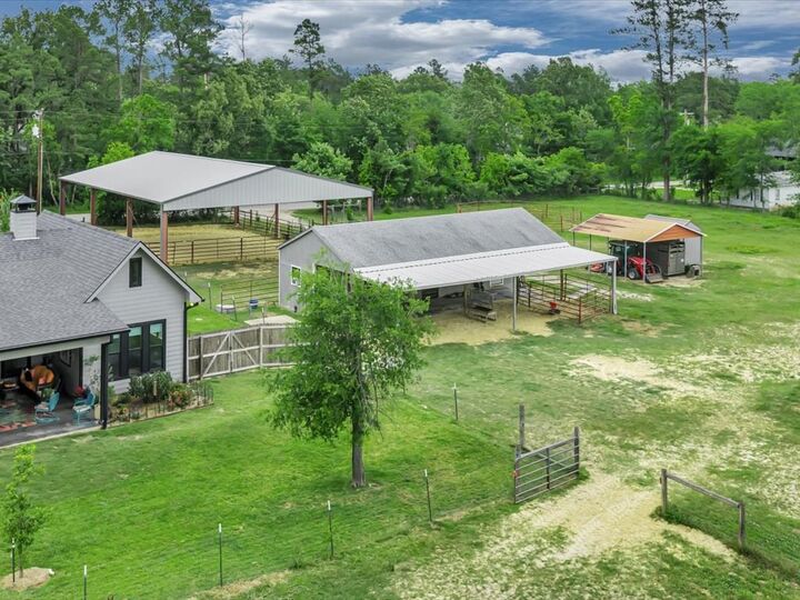 Property Photo:  104 Wheeler  TX 75904 