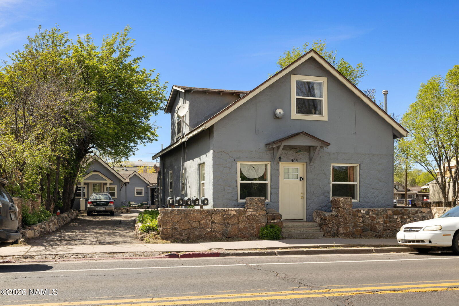 Property Photo:  505 S San Francisco Street 1-5  AZ 86001 