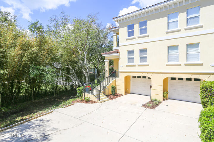 Property Photo:  1301 Windjammer Lane  FL 32084 