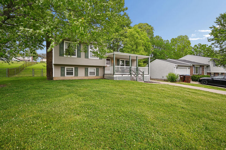Property Photo:  106 Valleywood Court  KY 41018 