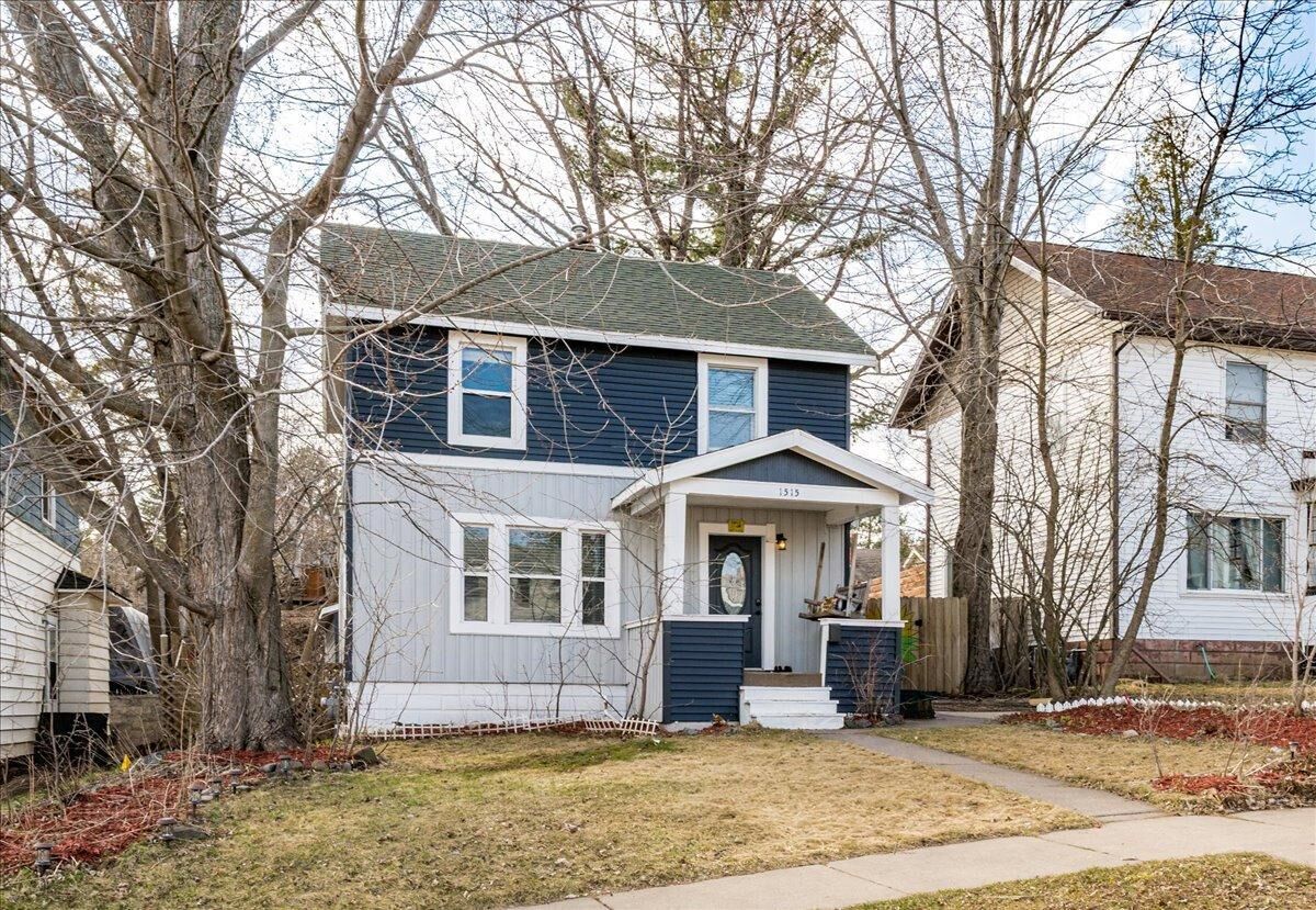 Property Photo: 1515 N 9th Avenue E MN 55805