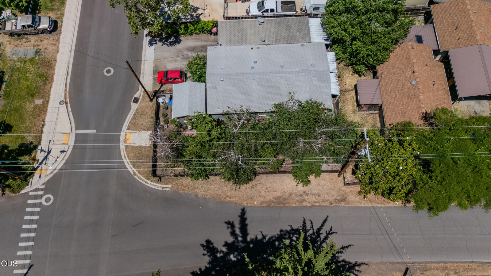 Property Photo:  110 W 5th Street  OR 97535 